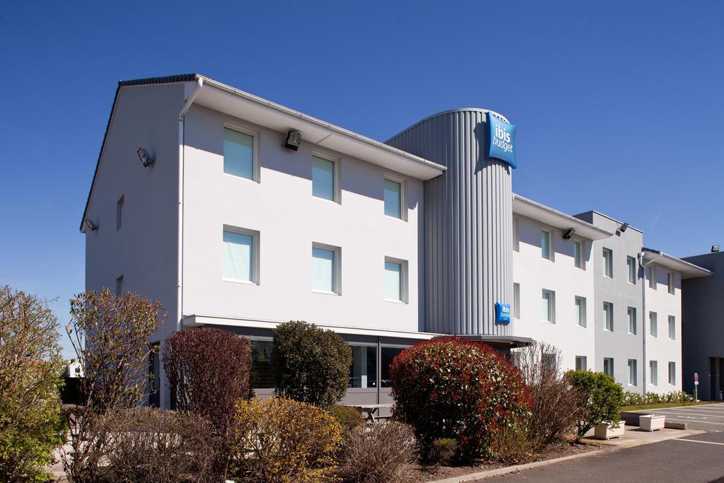 Ibis Budget Clermont Ferrand Nord Риом Екстериор снимка