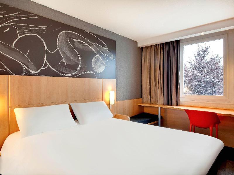 Ibis Budget Clermont Ferrand Nord Риом Екстериор снимка